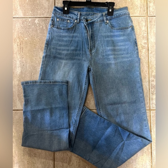 Low Waisted Jeans Trendy Straight Leg Boyfriend Asymmetrical Denim Pants💙SZ 8 - Picture 5 of 12